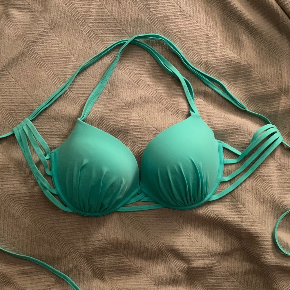 XL bathing suit top
